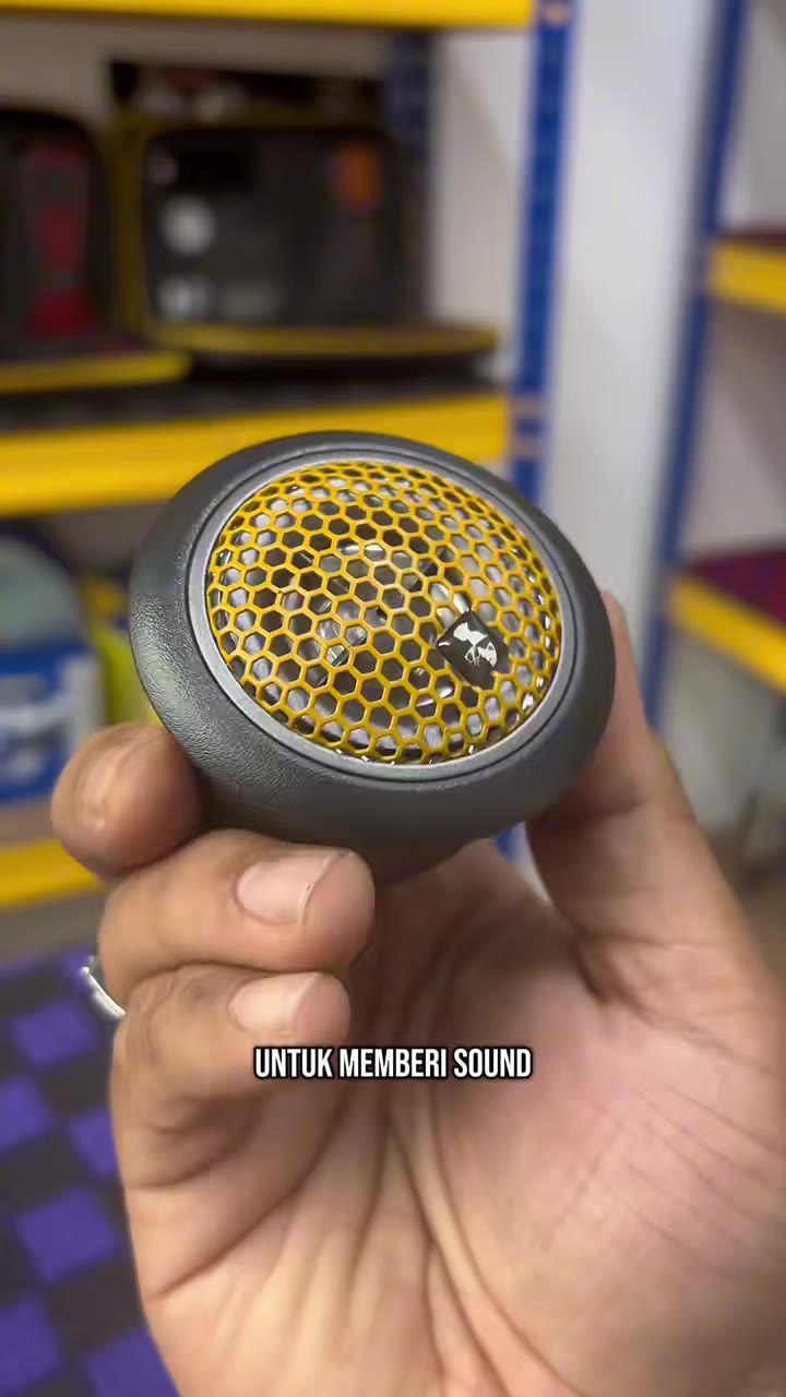 Perbezaan mengenai speaker fullrange dan juga tweeter..so ape beza dia..so tengok video sampai habis     #speaker #mohawkspeaker #mohawkandroidplayer #fullrangemohawk