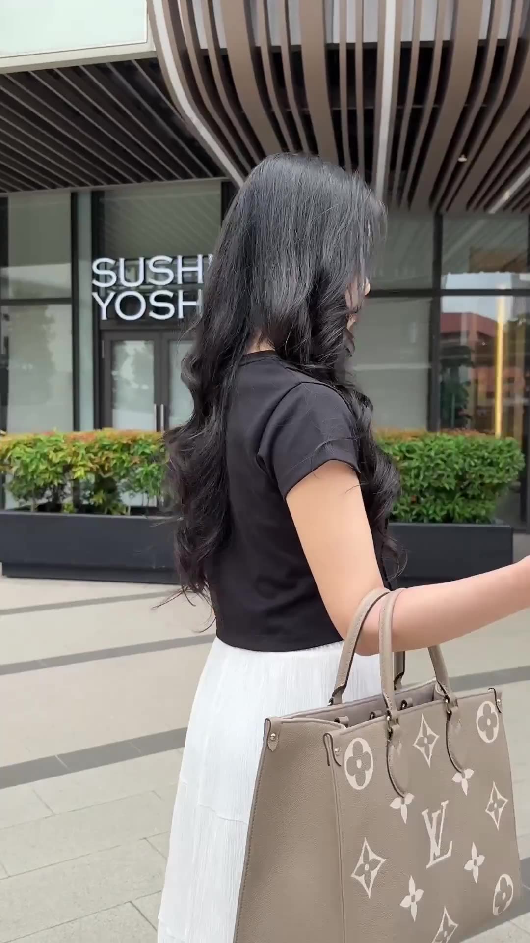 Like it? Shop NOW! 🧡 Link above 👆