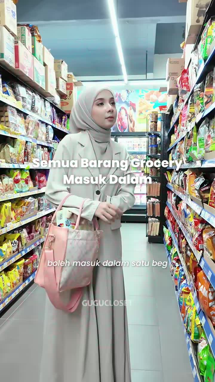 Mommies, grocery shopping jadi lebih mudah dengan Jennie! Tak perlu banyak beg, satu Jennie dah cukup praktikal untuk urusan harian. Jennie — memudahkan urusan groceries mommies. Grab sekarang! #jenniebygugu #gugucloset #fypシ゚ #gugu02 #totebagwanita