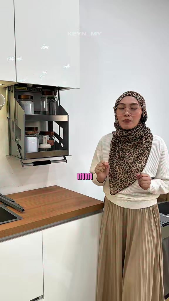 Ada ruang dekat bahagian atas, boleh apply aksesori ini 😝 #kitchenorganizer #kitchenaccessories #keyngroup #foryoupage #fyp