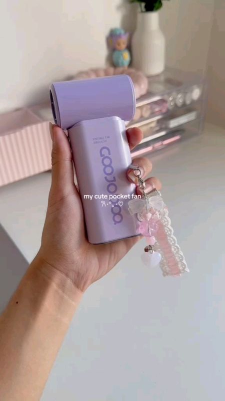 cute pocket fan 💗🎀 #pocketfan#portableminifan#kipas#kipasmini#goojodoqfan#goojodoq#minifan #portablefan#foryou#fyp#trending#viral#musthave#Girl