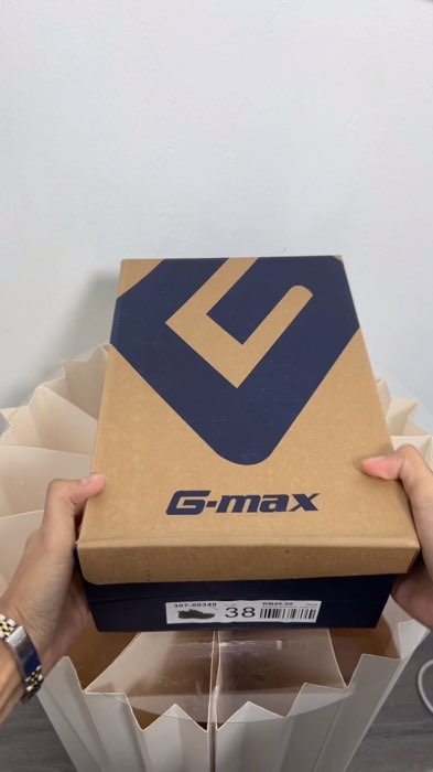 Dapatkan di Shopee Kasut U sekarang #KasutU #kasutsekolah #fypage #unboxing