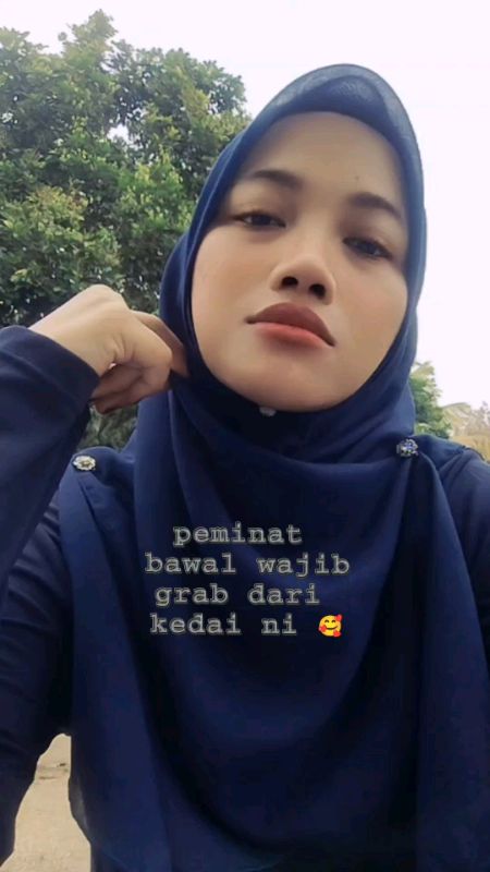 sapa je x suka bawal best gini 🫦 #hitascarf #bawal #bidang45 #cottonvoile #bawalcottonvoile #shopeelagimurah #shopeemycreatorclub #shopeehaul