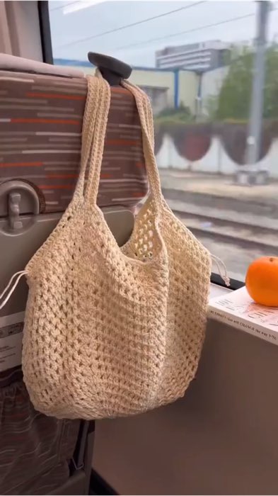 New Style Woven Female Bag Portable Fashion One-Shoulder Mesh Pocket Bag Seaside Vacation Beach Bag Travel Straw Bag #RacunShopee #GerobokAjwad