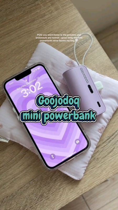 dengan ada nya powerbank bersaiz poket ni, mudah betul nak bawa ke mana mana 😄🙈 #heyycujiee #minipowerbank #goojodoq #racunshopee #shopeemalaysia