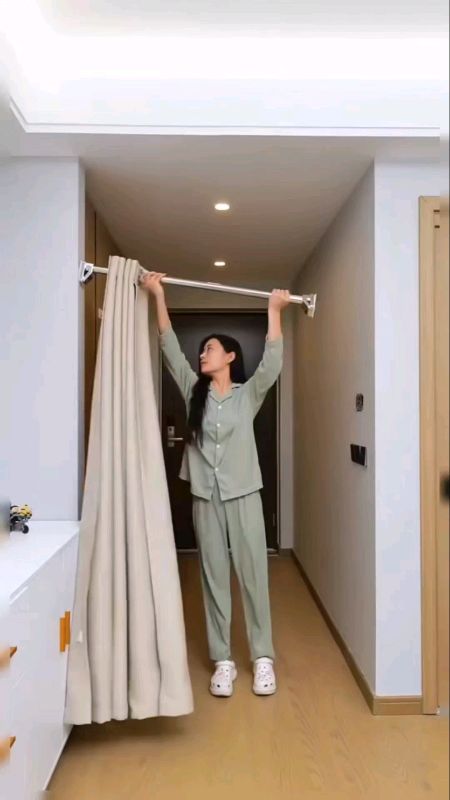 Panjang minimum 35cm. Maksimum 5meter. Takperlu tebuk dinding. Boleh guna untuk sangkut langsir dan pakaian. #telescopicrod #telescopiccurtainrod