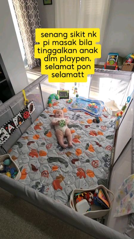 kalau tak sampai dapur lah dia mengesot #playpenbesar#playpen#foldableplaypen#babyplayground#safetyplayfence#babyplaypen#indoorplayground#toddler