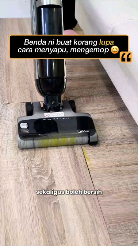 Midea MVC-X10 vakum, mop, basuh serentak. Kuasa 220W flat 170° bersih celah dinding 0mm lantai kering pantas. ​#FloorWasher #SmartCleaning #VacuumMop