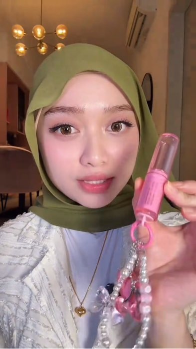 #g2g #g2glipbalm #lipbalm #g2gglowytintlipbalm