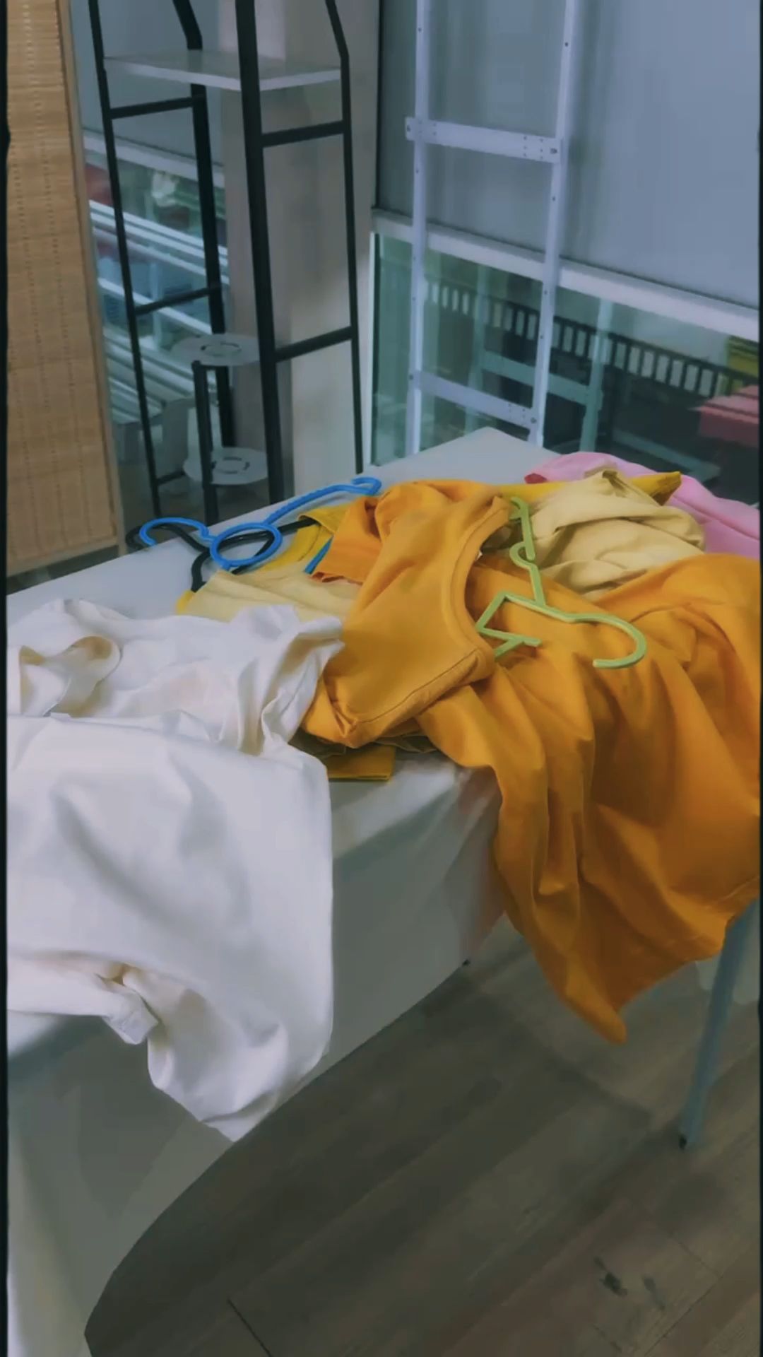 mudah kan tak bersepah dah lepasni #mojomore #storagebox #baju